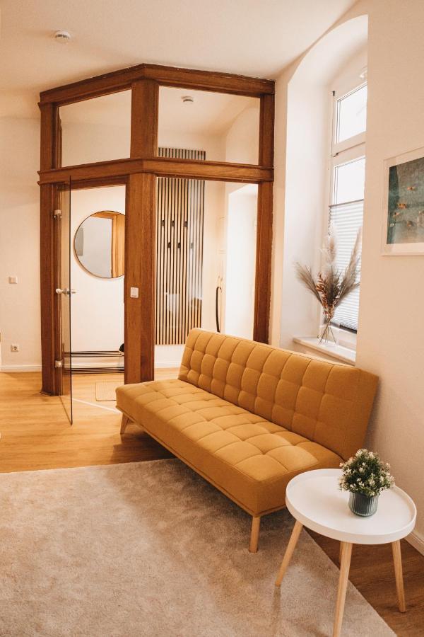 Studio Apartment Im Zentrum Mit Parkplatz & Neuem Badezimmer Magdeburg Eksteriør bilde